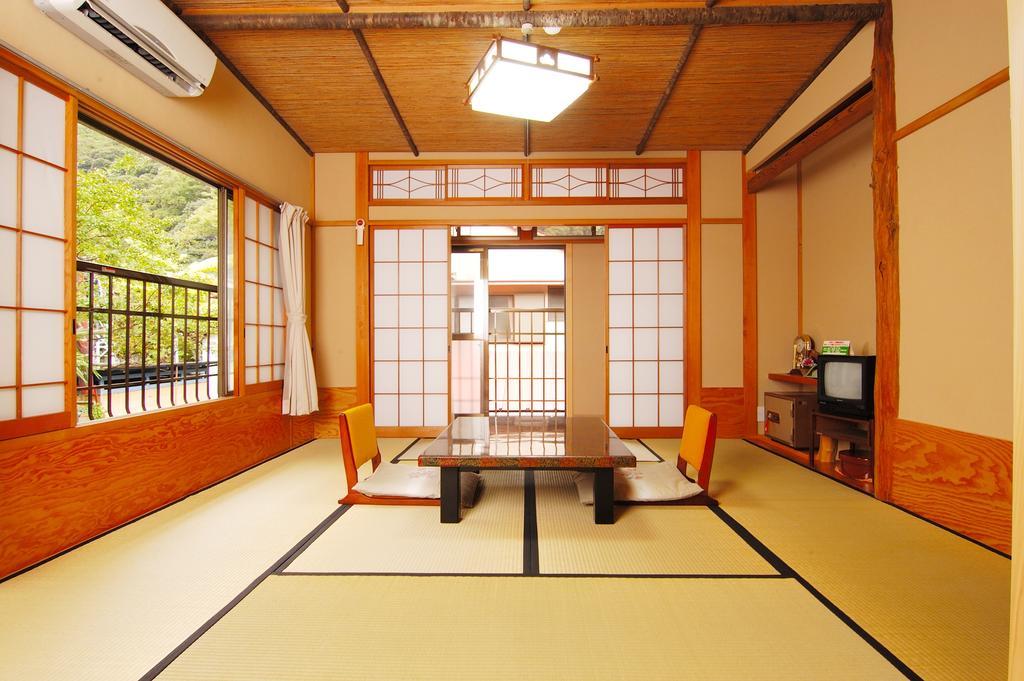Sansou Nagisa Hotel Isehara Ruang foto