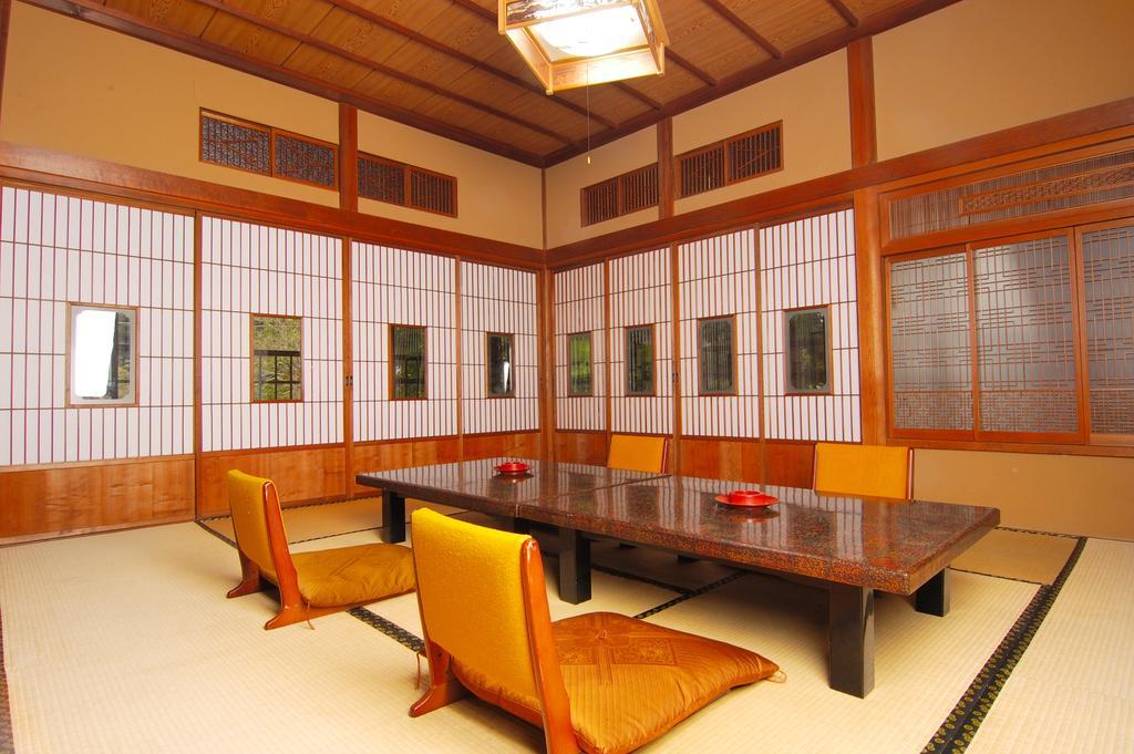 Sansou Nagisa Hotel Isehara Bagian luar foto