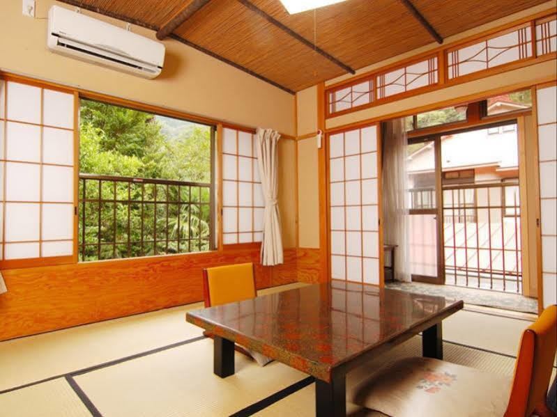Sansou Nagisa Hotel Isehara Bagian luar foto